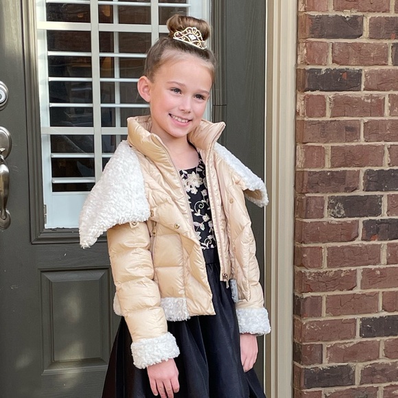 "Chic Moncler Girls' Size 8 Jacket: Tan with Gold Tones" - Picture 5 of 16